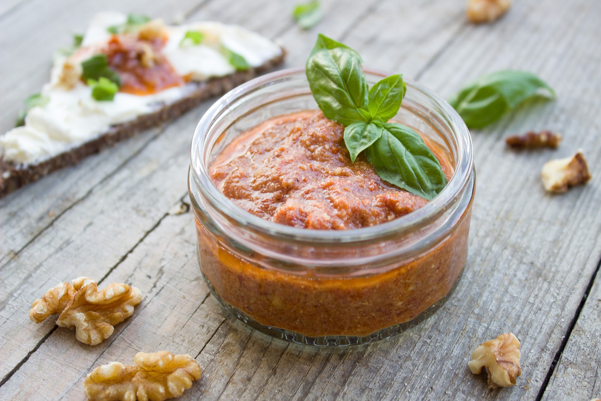 pesto-1776673_1920_1.jpg
